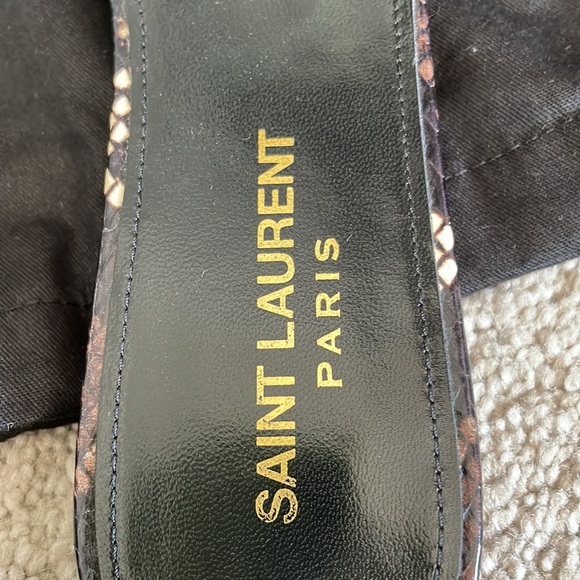 Gorgeous Saint Laurent tribute flat RARE - Picture 8 of 11